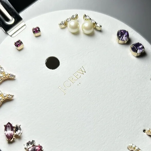 🍂NWT J. Crew Factory Women’s 8-Pair Earring Set. Pearl/Purple/Red/Plum. - Picture 4 of 8